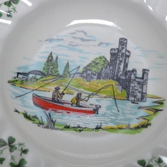 Carrigaline Pottery Made In Ireland Ashtray Boat Fishing Scene White - Picture 2 of 4